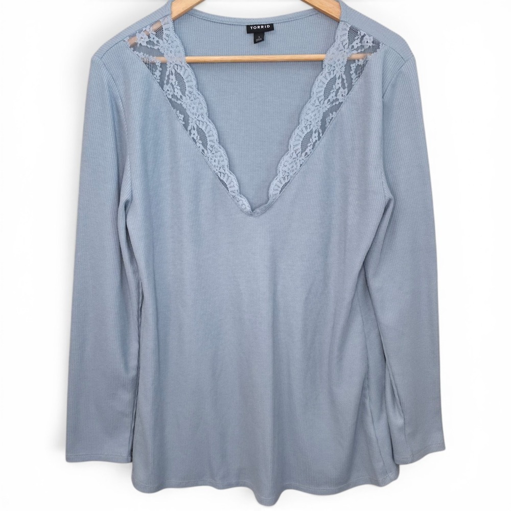 Torrid Top Womens 1 US Plus 1X Blue Waffle Knit‎ Lace Trim V Neck Long Sleeve